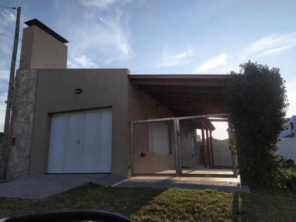 Casa en Quequen a 300mts del mar